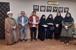 تجلیل از دانشجویان فعال قرآنی دانشکده پرستاری و مامایی شهید بهشتی رشت