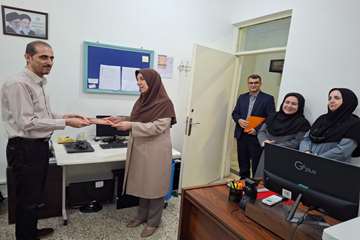 تجلیل از همکاران واحد آمار و فناوری اطلاعات