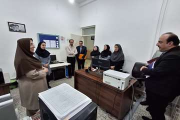 تجلیل از همکاران واحد آمار و فناوری اطلاعات