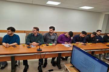 نشست هم‌اندیشی نمایندگان دانشجویان