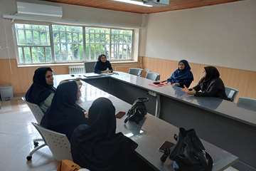 جلسه دوره ای گروه مامایی