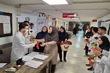 حضور در جمع دانشجویان کارآموز به مناسبت روز پرستار