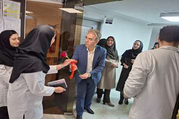 حضور در جمع دانشجویان کارآموز به مناسبت روز پرستار