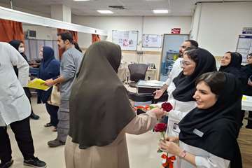 حضور در جمع دانشجویان کارآموز به مناسبت روز پرستار