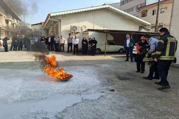 مانور آموزشی اطفای حریق