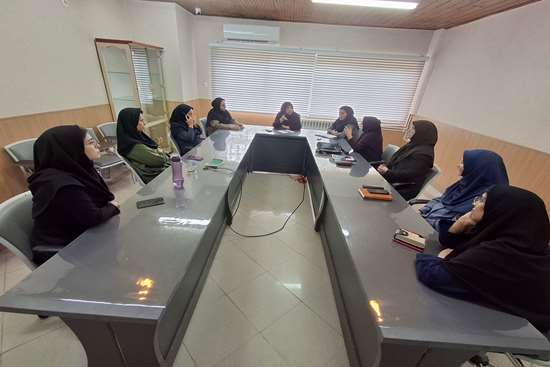 جلسه دوره ای گروه مامایی دانشکد 