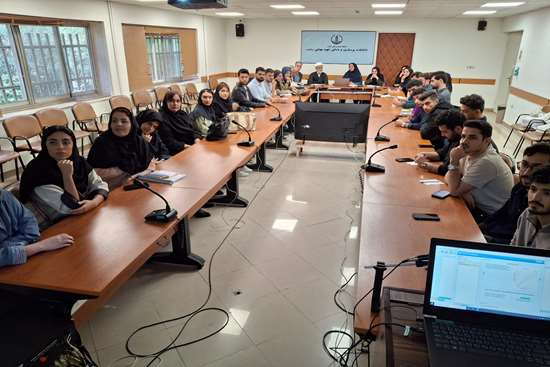 نشست هم‌اندیشی نمایندگان دانشجویان 