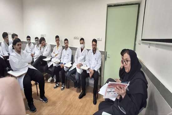 جلسه توجیهی ورود به کارآموزی بزرگسالان سالمندان 